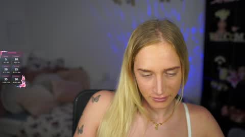 Snapshot of nicolette__shea_ chatting on January 11, 2025, 9:57 am nicolette__shea_ online show from January 11, 2025, 9:57 am