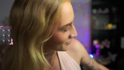 Snapshot of nicolette__shea_ chatting on March 7, 2025, 12:12 pm nicolette__shea_ online show from March 7, 2025, 12:12 pm