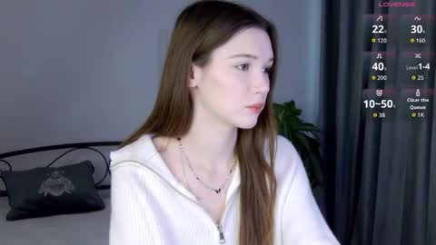 Nicol online show from November 21, 2025, 8:02 am