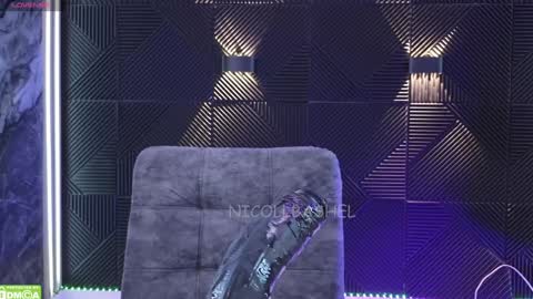 Nicoll  Independent model online show from December 26, 2024, 2:16 pm