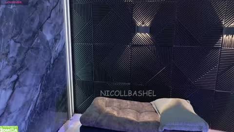 Nicoll  Independent model online show from January 20, 2025, 7:04 am