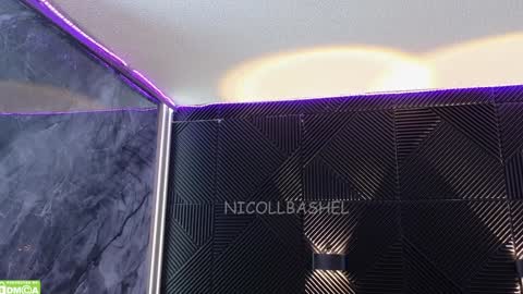 Nicoll  Independent model online show from February 4, 2025, 8:13 am