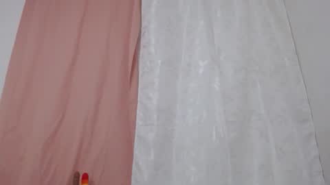 Snapshot of nicolle_gomes chatting on September 22, 2025, 5:09 am nicolle gomes online show from September 22, 2025, 5:09 am