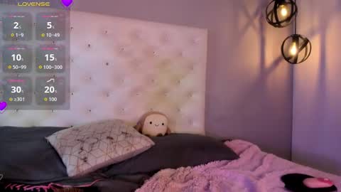 Snapshot of nicollee_heart chatting on February 20, 2026, 1:55 pm Nicolle online show from February 20, 2026, 1:55 pm