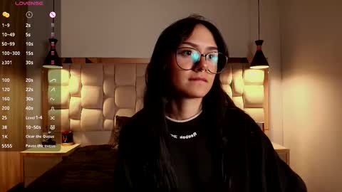 Nicoll  online show from February 25, 2026, 1:43 pm