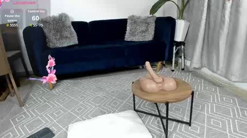 Snapshot of nicollelima chatting on September 30, 2025, 1:32 am Nicolle Lima online show from September 30, 2025, 1:32 am