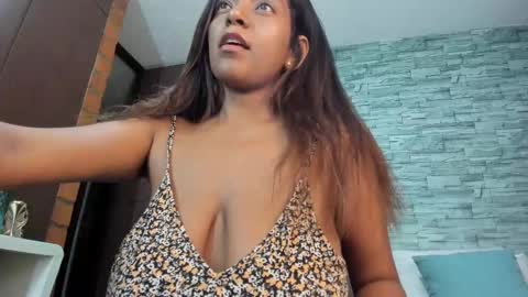 nicollesofia3 online show from February 10, 2025, 5:14 am