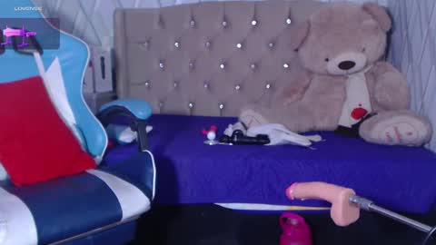 Nicolle Miley online show from January 19, 2025, 9:44 am