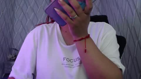 Nicolle Miley online show from January 20, 2025, 3:48 am