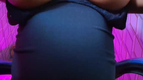 Nicolle Miley online show from January 8, 2026, 3:42 am