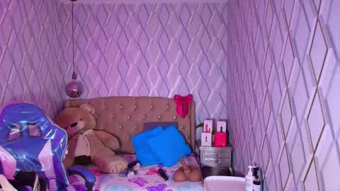 Nicolle Miley online show from February 23, 2026, 3:59 am