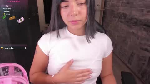 NicolRoss online show from October 9, 2025, 2:37 pm