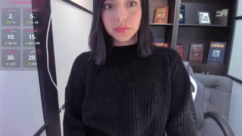 NicolRoss online show from October 14, 2025, 11:55 am