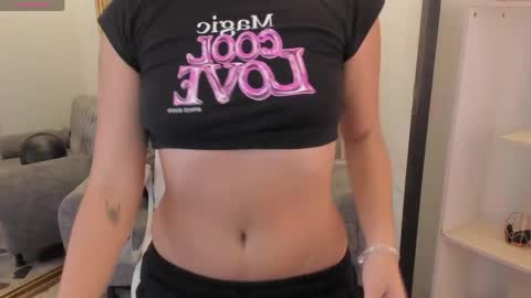 NicolRoss online show from May 24, 2026, 2:55 pm