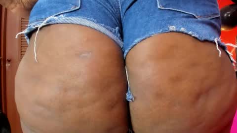 Nicol online show from October 22, 2025, 1:00 pm