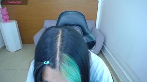 Nic online show from October 3, 2025, 8:28 pm