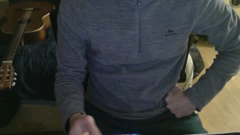 Snapshot of nielzzz69 chatting on February 25, 2025, 9:02 pm Julian online show from February 25, 2025, 9:02 pm