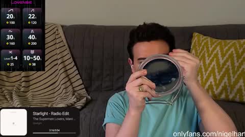 Nigel Hart online show from January 1, 2025, 9:52 pm