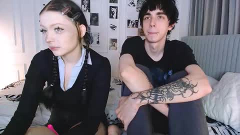 Stan  Angel online show from November 19, 2025, 8:09 pm