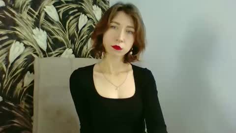 Snapshot of nighted_sofia chatting on October 28, 2025, 9:57 am nighted_sofia online show from October 28, 2025, 9:57 am