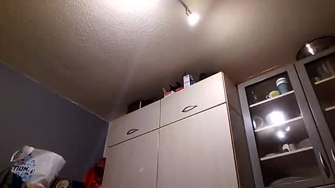 Snapshot of nighthawk28 chatting on October 27, 2025, 5:17 pm MikeVanDyck online show from October 27, 2025, 5:17 pm