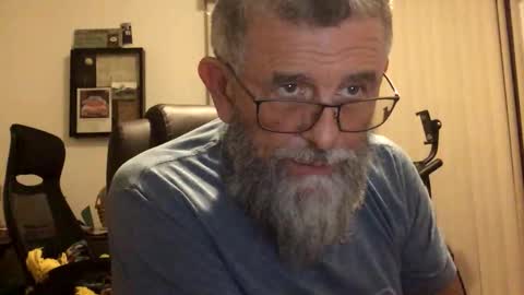 nightmoves1970 online show from October 22, 2025, 12:44 am