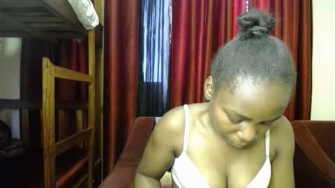 Snapshot of nightnurse_xx chatting on October 21, 2025, 10:38 am Tina online show from October 21, 2025, 10:38 am