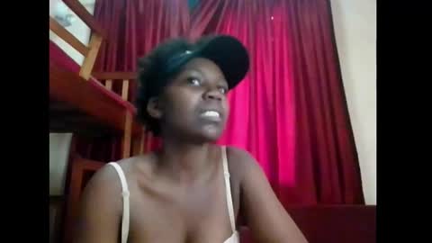 Snapshot of nightnurse_xx chatting on November 30, 2025, 1:59 pm Tina online show from November 30, 2025, 1:59 pm