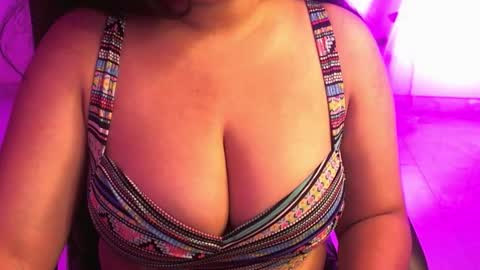 nightqueen107446 online show from October 8, 2025, 2:20 am