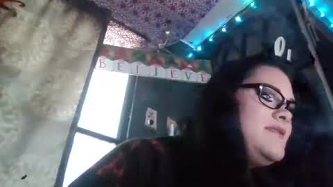 nightshade8807 online show from November 19, 2025, 6:52 pm