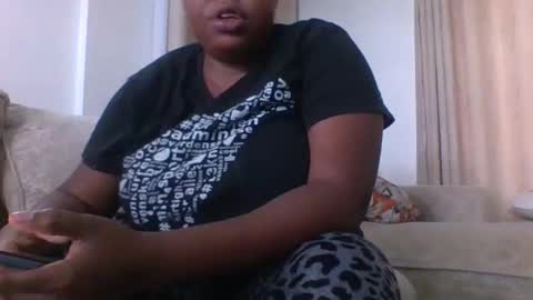 Snapshot of nighty_desire chatting on October 10, 2025, 11:09 am Nighty Desire online show from October 10, 2025, 11:09 am