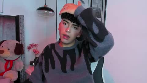 niick_twink online show from September 8, 2025, 7:46 pm