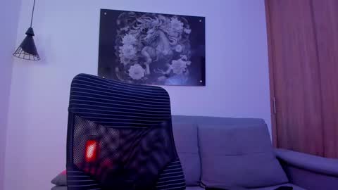 Niick online show from December 7, 2024, 1:14 am