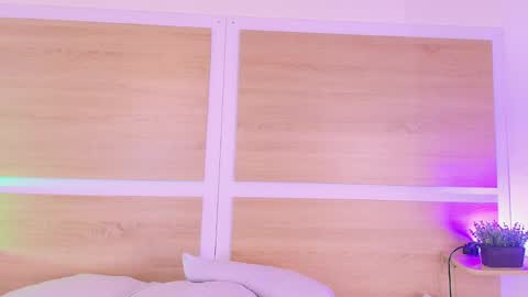 Call me Nicky online show from March 31, 2026, 5:46 pm