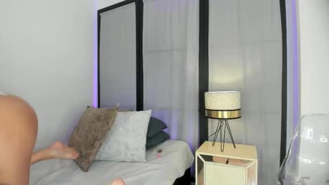 Niicole online show from March 2, 2026, 9:10 pm