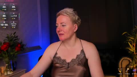 Snapshot of nika_smit chatting on April 26, 2026, 6:22 am Nika online show from April 26, 2026, 6:22 am