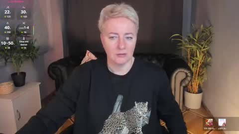 Snapshot of nika_smit chatting on May 3, 2026, 5:13 am Nika online show from May 3, 2026, 5:13 am