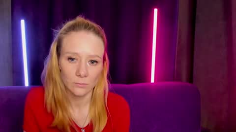Snapshot of nikablond chatting on July 14, 2026, 9:14 am nikablond online show from July 14, 2026, 9:14 am