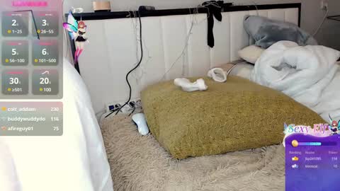 nikaking22 online show from December 24, 2024, 1:27 am