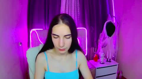 nikastarkk online show from October 10, 2025, 8:13 am