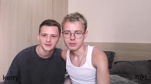 nikikerry_cum_ online show from October 1, 2025, 4:07 am