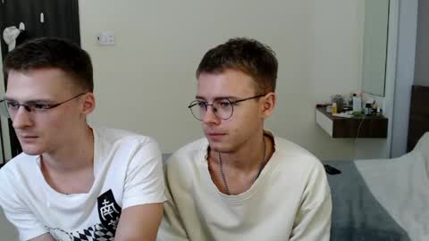 nikikerry_cum_ online show from May 8, 2026, 11:48 am