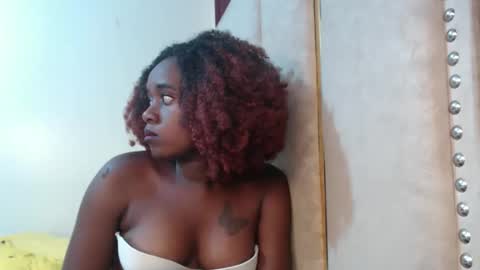 Snapshot of nikita_nicky chatting on September 17, 2025, 5:53 am Nikita online show from September 17, 2025, 5:53 am