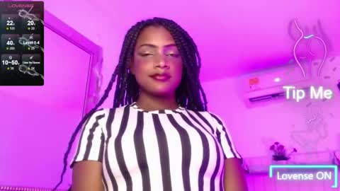 Snapshot of nikitakisskm chatting on October 28, 2025, 2:31 pm nikitakisskm online show from October 28, 2025, 2:31 pm