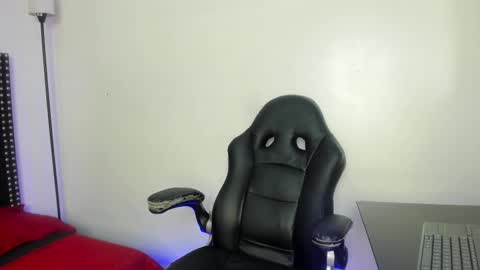 Nikkenyx online show from February 24, 2025, 12:26 pm