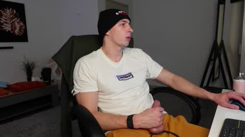 nikki online show from December 18, 2025, 10:54 am