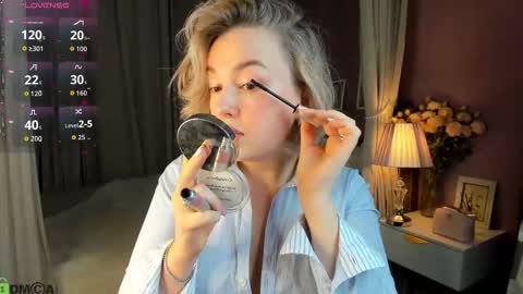 Nikki online show from October 17, 2025, 12:58 am