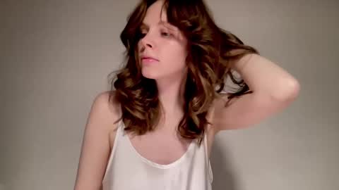 Nikki online show from December 14, 2024, 1:27 pm