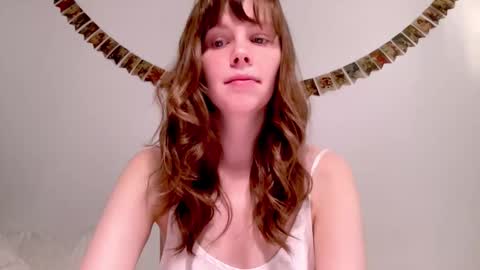 Nikki online show from December 14, 2025, 9:58 am