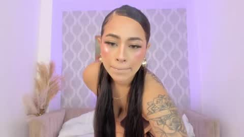 Nicole online show from June 21, 2026, 12:30 pm